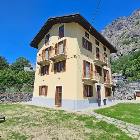 La Randula Apartment *